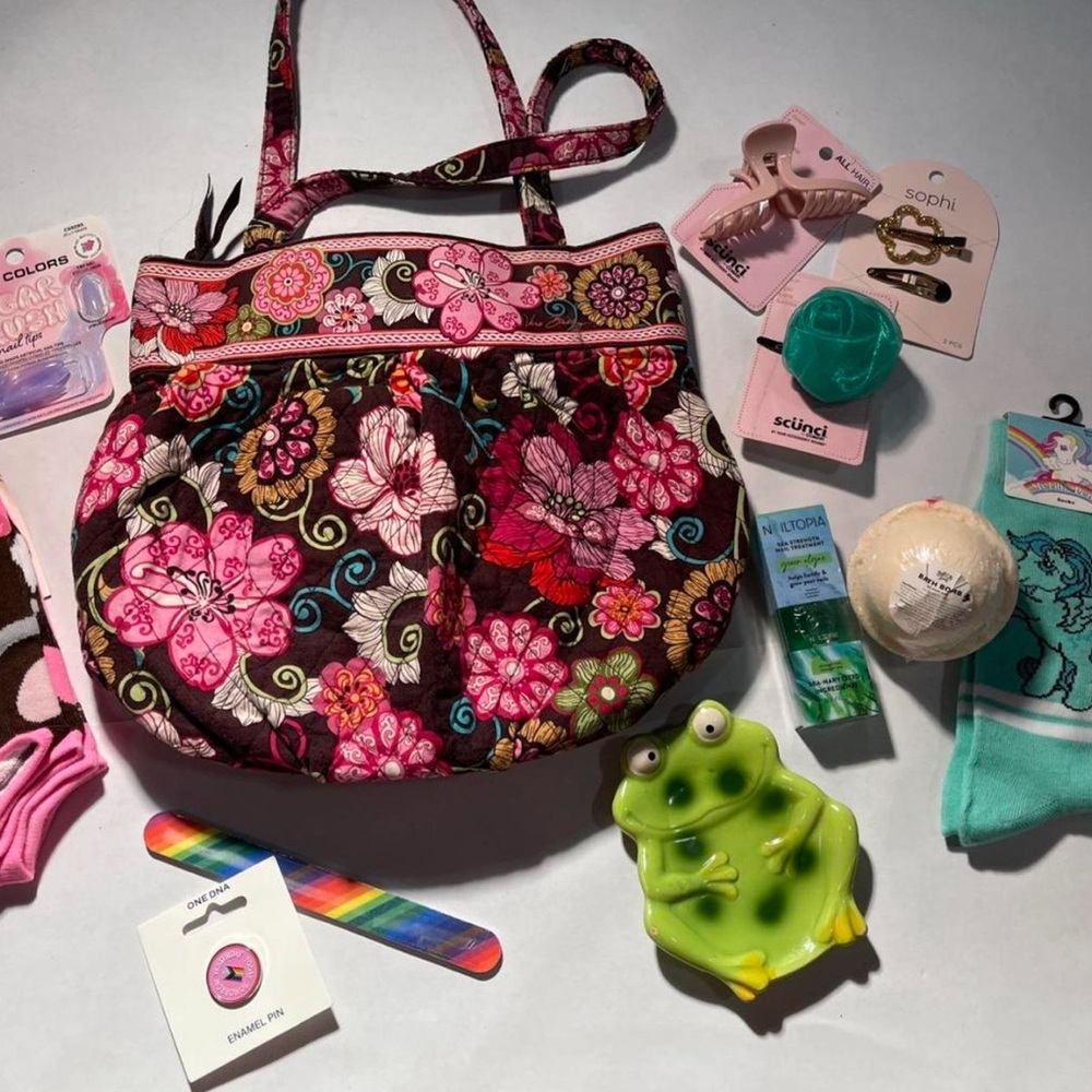 Vera Bradley goodie stuffed purse 💚🩷